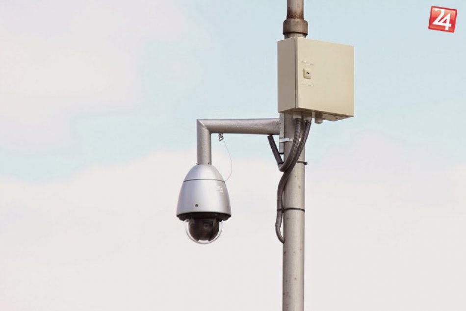 Ilustračný obrázok k článku Bezpečnosť v Očovej chráni 8 nových kamier. Kde všade v obci pribudli?