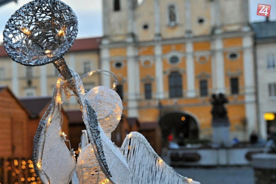 Ilustračný obrázok k článku Stánky na Vianočných trhoch: Za ich prenájom získa Mesto Žilina takúto sumu