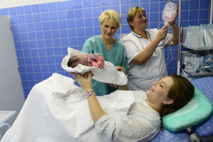 Ilustračný obrázok k článku Predčasne narodených detí pribúda. Čo čaká rodičov takýchto bábätiek?