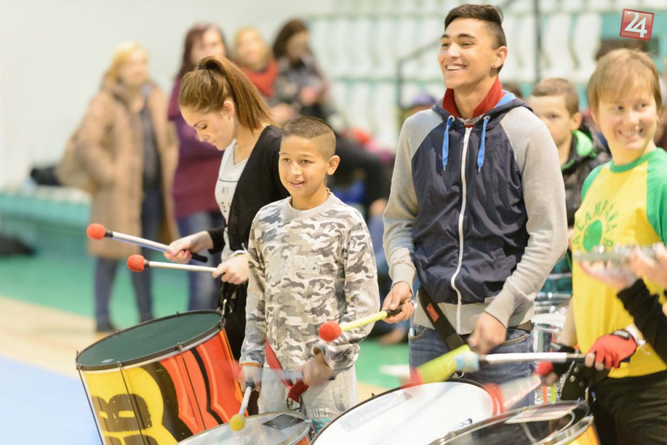 Ilustračný obrázok k článku Zvolenom sa budú niesť rytmy bubnov. Akcia pod holým nebom s krásnou myšlienkou