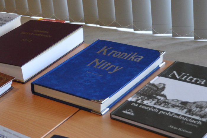 Ilustračný obrázok k článku Nitrianska kronika získala mimoriadnu cenu: Prvý zápis je starý 95 rokov