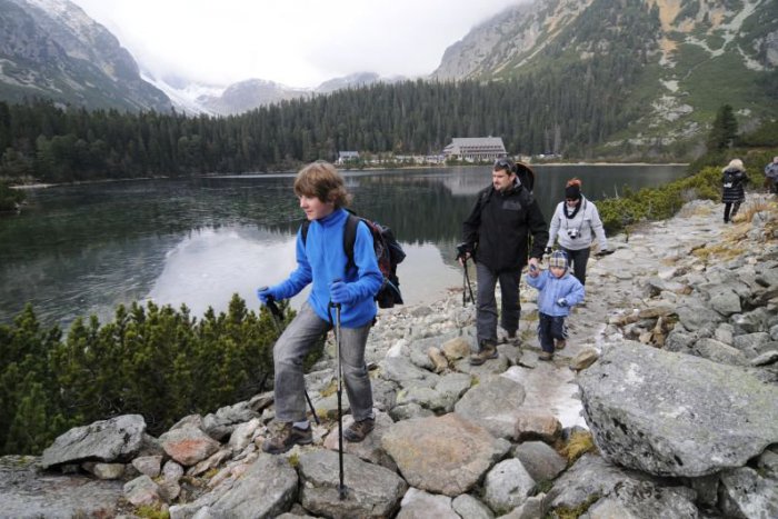 Ilustračný obrázok k článku Symbolický cintorín pri Popradskom plese: Medzi obete hôr pribudlo trinásť mien