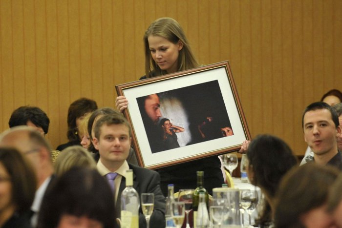 Ilustračný obrázok k článku V Šali sa chystá veselá dražba: Navštívte predvianočnú aukciu