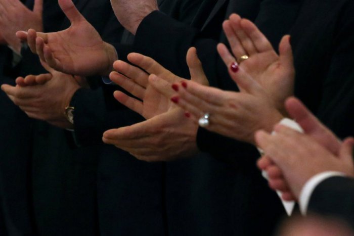 Ilustračný obrázok k článku Kraj ocenil osobnosti: Významná pocta pre jednotlivcov a kolektívy