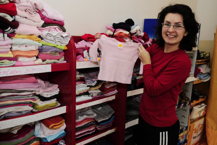 Ilustračný obrázok k článku Burza priamo na bystrickom sídlisku. Oblečko na jar aj leto na jednom mieste