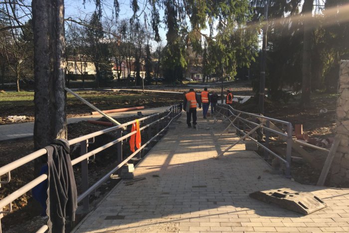 Ilustračný obrázok k článku FOTO: Rekonštrukcia parku Ľudovíta Štúra v Žiline: Ako pokračujú práce?
