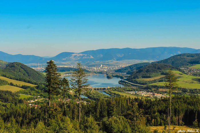 Ilustračný obrázok k článku Kochať sa z nich je zážitok: 5 TOP rozhľadní v okolí Žiliny