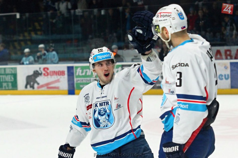 Ilustračný obrázok k článku FOTO: Hokejisti dali Zvolenu päťku, doma nezaváhali