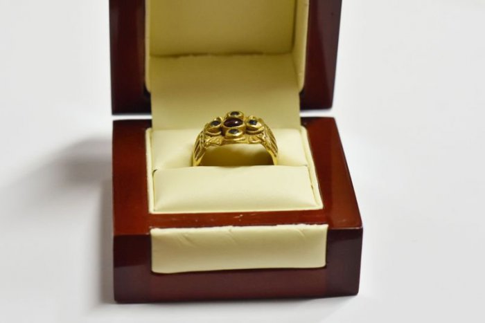 Ilustračný obrázok k článku Lúpež roka! Múzeum vypísalo za informácie k ukradnutému prsteňu odmenu