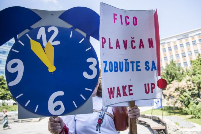 Ilustračný obrázok k článku Platy učiteľov sa od septembra 2017 zvýšia o šesť percent, odborári chcú viac