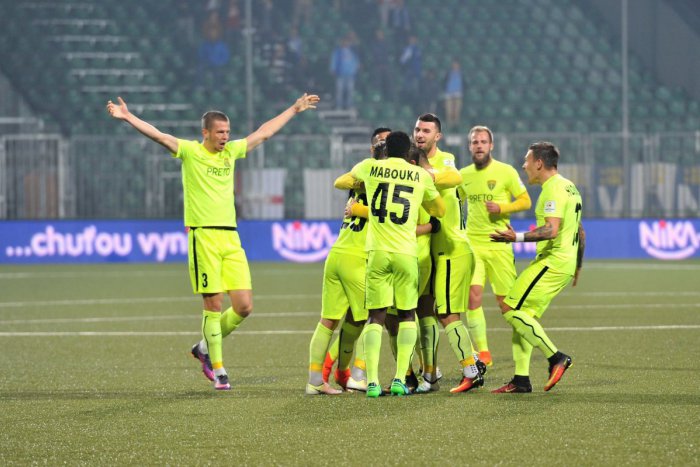 Ilustračný obrázok k článku MŠK Žilina sa po zápase stala jesenným majstrom: Séria 11 zápasov bez prehry