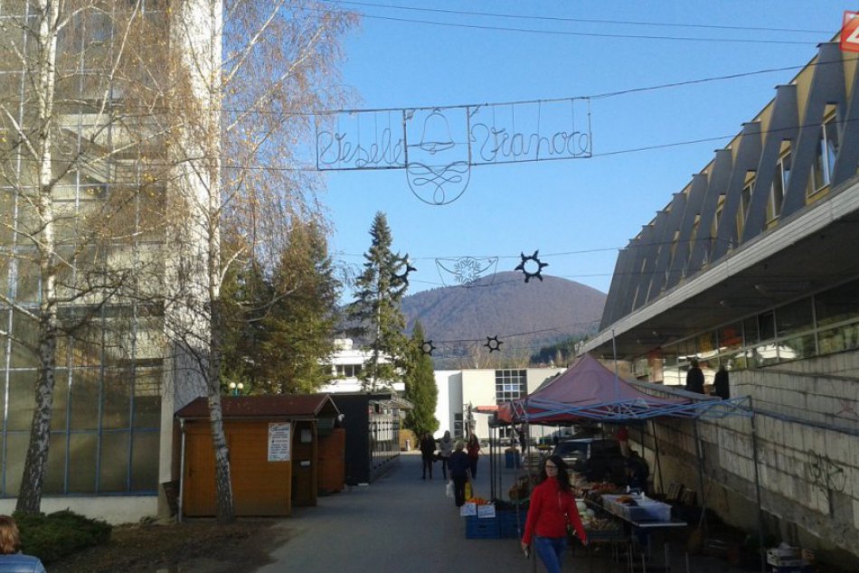 Ilustračný obrázok k článku Vianoce v Považskej: Vieme, ako bude vyzerať nová výzdoba! VIZUALIZÁCIE