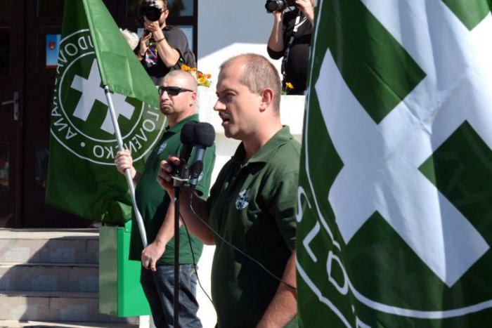 Ilustračný obrázok k článku SVET O SLOVENSKU: Kotlebovci chcú premeniť krajinu na “Hitlerovu bábku”