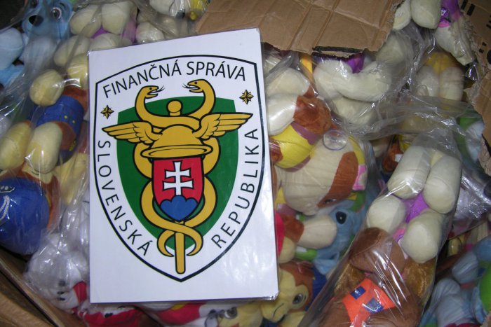 Ilustračný obrázok k článku Bystrickí colníci sa nenudili. Za rok rozdali v kraji pokuty za vyše 100 000 eur!