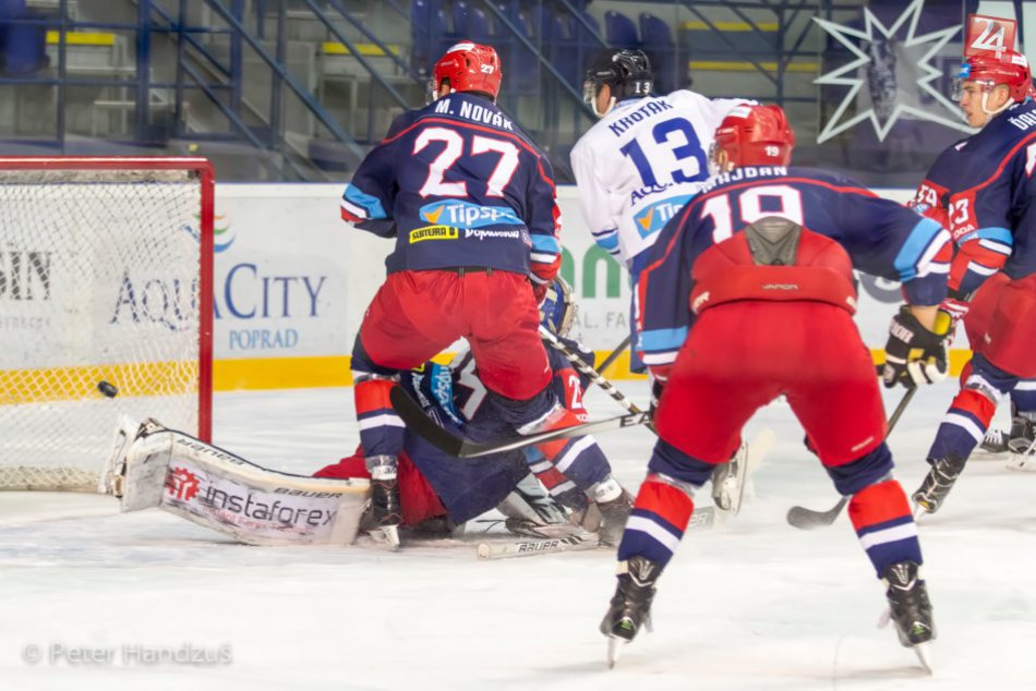 Ilustračný obrázok k článku Kamzíci sa so starým rokom rozlúčili víťazstvom: Poprad tesne vyhral vo Zvolene