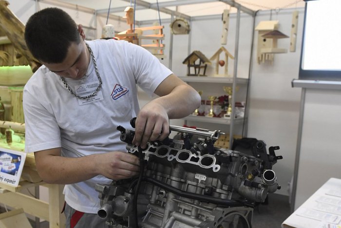 Ilustračný obrázok k článku Považskobystrická SOŠ chce centrum odbornej prípravy: Čo je pýchou školy?