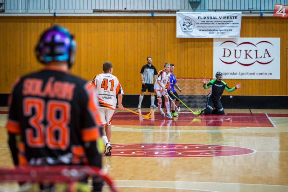 Ilustračný obrázok k článku Pohronské derby na Štiavničkách: Bystrickí florbalisti vybehnú proti Zvolenu