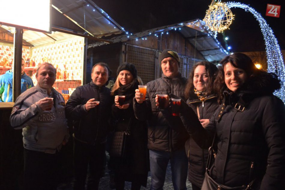 Ilustračný obrázok k článku Vianočné mestečko ponúka punč na všetky spôsoby: Koľko zaň zaplatíme?