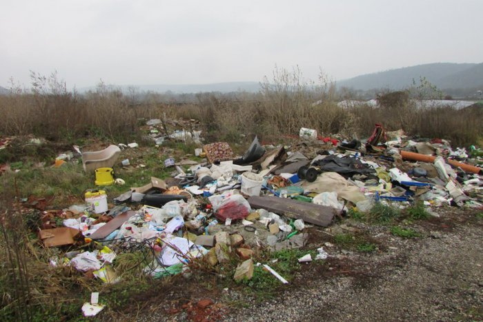 Ilustračný obrázok k článku V Plešivci odstránili nelegálne skládky: Koľko ich to vyšlo?
