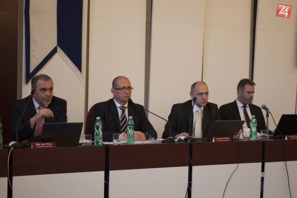 Ilustračný obrázok k článku Poslanci v Poprade si polepšia: Odmenu dostanú aj neposlanci v komisiách