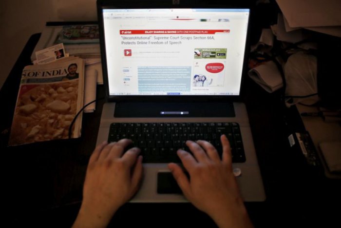 Ilustračný obrázok k článku Internet je zdrojom informácií, ale aj veľkej nenávisti medzi ľuďmi