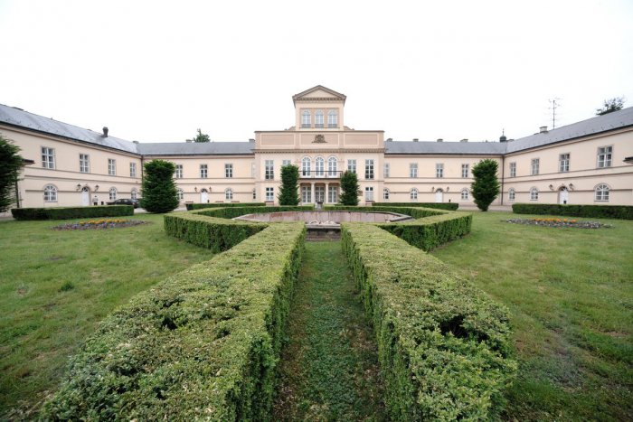 Ilustračný obrázok k článku Palárikovčania si pripomenú dve výročia: Oslavovať sa bude aj zmena názvu obce