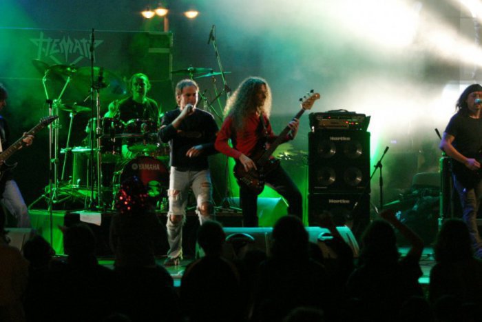 Ilustračný obrázok k článku Z REGIÓNOV: Ako znela tvrdá muzika v tvrdom režime?