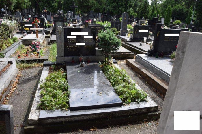 Ilustračný obrázok k článku Muž kradol náhrobné kamene na cintoríne. Hrozí mu až 10-ročné väzenie