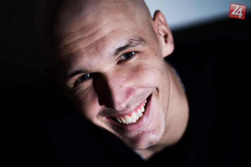 Ilustračný obrázok k článku Matej (†24) pomáha aj z neba: Memoriál v jeho mene v Bystrici pre dobrú vec