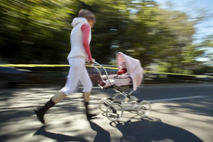 Ilustračný obrázok k článku V budúcom roku by mal vzrásť rodičovský príspevok aj materská dávka