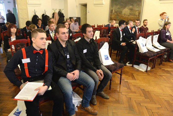 Ilustračný obrázok k článku Parádny úspech: Cenu za najlepší IT nápad získal stredoškolák z Humenného!