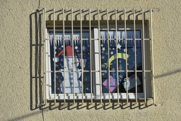 Ilustračný obrázok k článku Takmer 200 väzňov by malo stráviť Vianoce so svojimi blízkymi