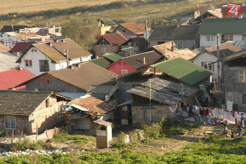 Ilustračný obrázok k článku Škôlka pre integráciu rómskych detí v Lučenci zatiaľ nevznikne. TOTO je dôvod