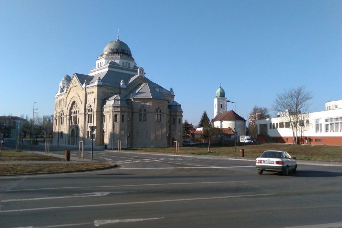 Ilustračný obrázok k článku Lučenčania rozhodli. V hlasovaní vyjadrili jednoznačný názor na ples v Synagóge!