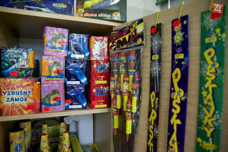 Ilustračný obrázok k článku Zmeny pri nákupe pyrotechniky: Most-Híd chce zakázať samoobslužný predaj