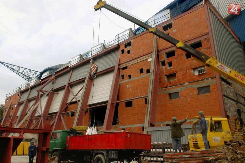 Ilustračný obrázok k článku Košická Steel Aréna stojí už 10 rokov: Zaujímavé FOTO z výstavby