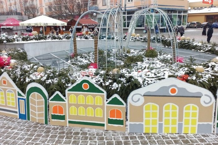 Ilustračný obrázok k článku Z REGIÓNOV: Fontána lásky púta pozornosť