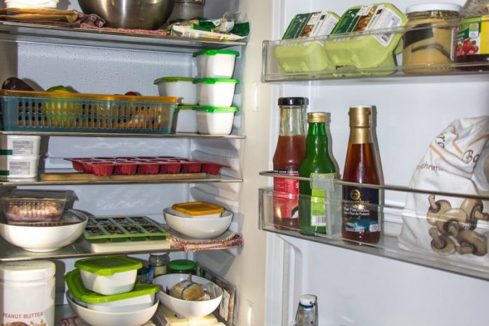 Ilustračný obrázok k článku Plné špajze počas sviatkov: Ako správne skladovať vianočné jedlá a potraviny?