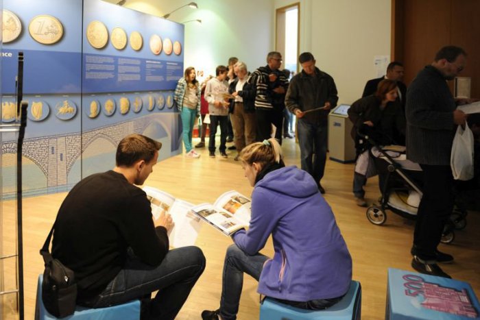 Ilustračný obrázok k článku Nezabudnite na dôležité platby. Ako a kedy budú banky zatvorené?