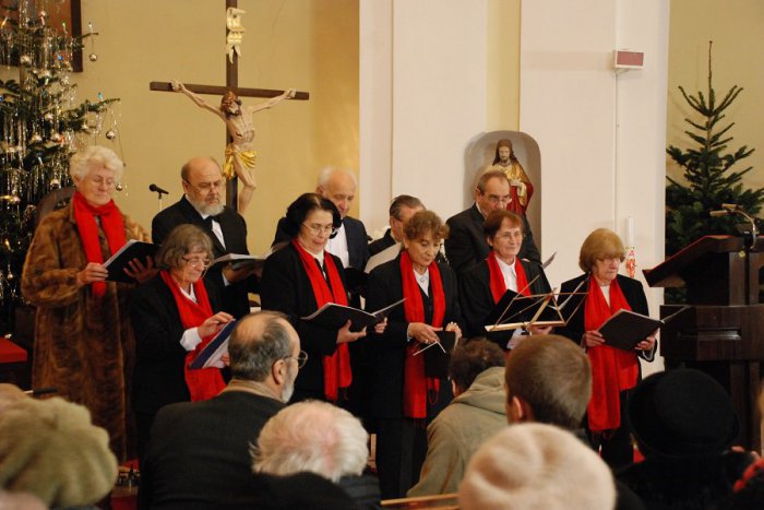 Ilustračný obrázok k článku Vychutnajte si jedinečný sviatočný koncert v dúbravskom starom kostole