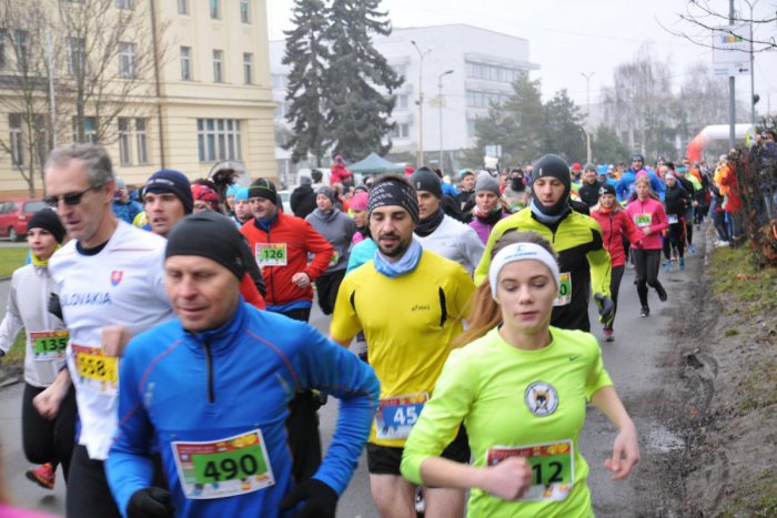 Ilustračný obrázok k článku Veľká uzávierka ciest po Lučenci: S akými obmedzeniami treba rátať na Štefana?