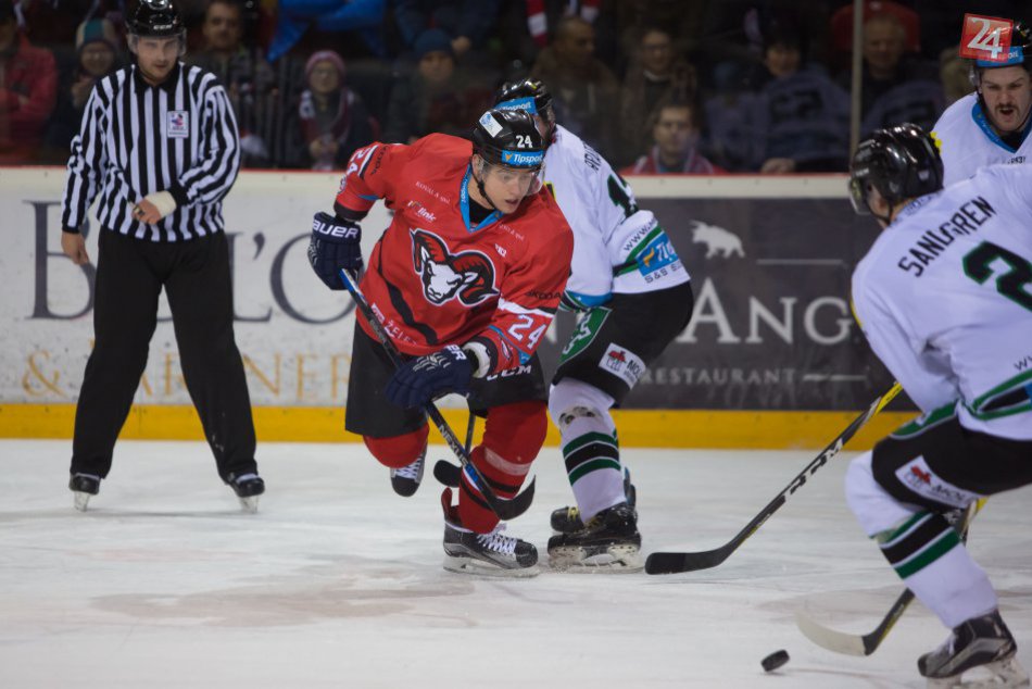 Ilustračný obrázok k článku Víťaz základnej časti proti nováčikovi. Bilancia Bystrice a Zámkov hovorí jasne