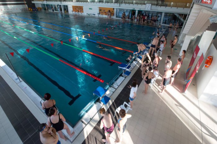 Ilustračný obrázok k článku Bystrická plaváreň sa opäť otvorí verejnosti: V akom REŽIME bude vstup?