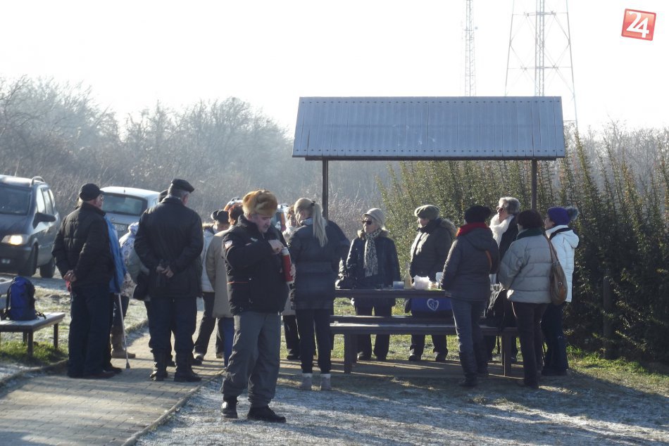 Ilustračný obrázok k článku Turistika s parádnym výhľadom: Výstup na Šianec sa niesol v dobrej nálade, FOTO