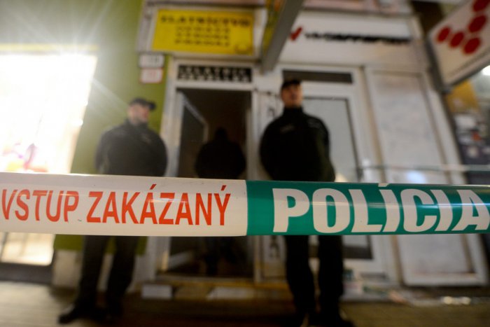 Ilustračný obrázok k článku Hrôzostrašné okamihy v hoteli pri Žiline: Muž (53) začal strieľať!