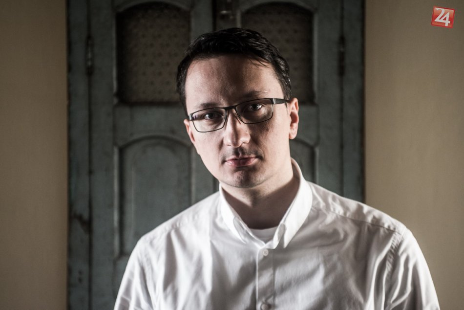 Ilustračný obrázok k článku Záhady v Tribeči námetom na bestseller: ROZHOVOR s autorom knihy Jozefom Karikom