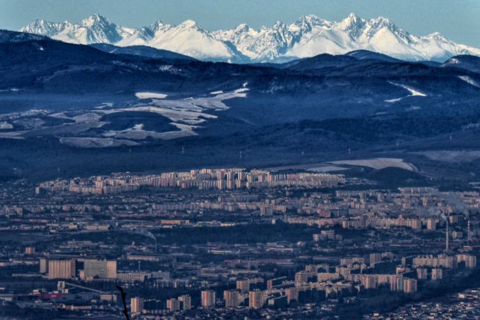 Ilustračný obrázok k článku Táto fotka je hitom internetu: Košice pod Tatrami?