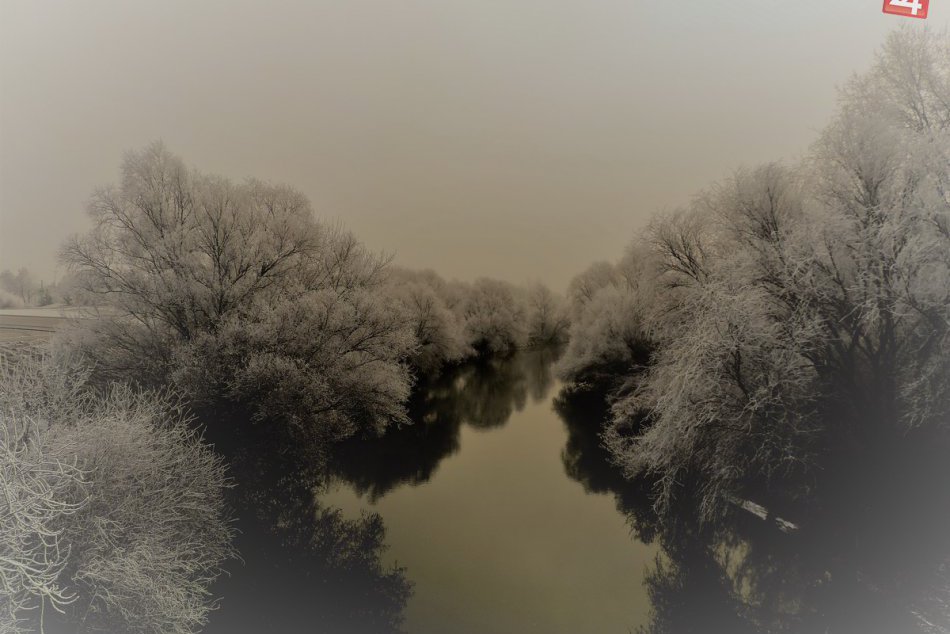 Ilustračný obrázok k článku Nové Zámky sa dočkali: Mesto sa schovalo pod snehovú prikrývku, FOTO