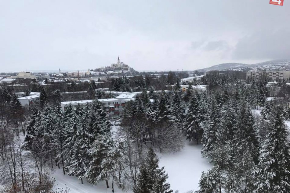 Ilustračný obrázok k článku FOTO: Zima zavítala aj pod Zobor, Nitru pokryla snehobiela perina!