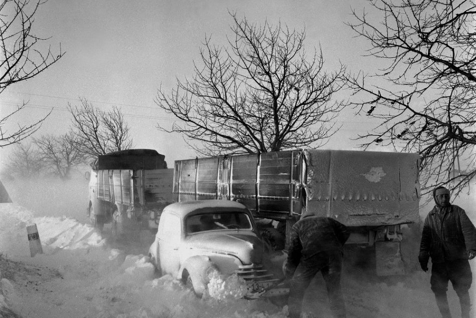 Ilustračný obrázok k článku Keď nám Perinbaba dopriala poriadnej nádielky... Archívne snímky z Trnavy a okolia